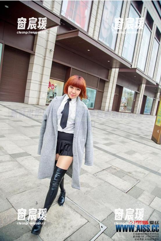 新鲜出炉！柔软少女在爱丝最新作品集里给你撒糖！-窗宸瑗