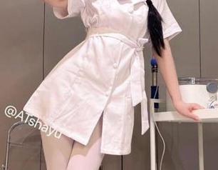 AT鲨的私拍作品，生日奶油能不能不这么懒惰呢？