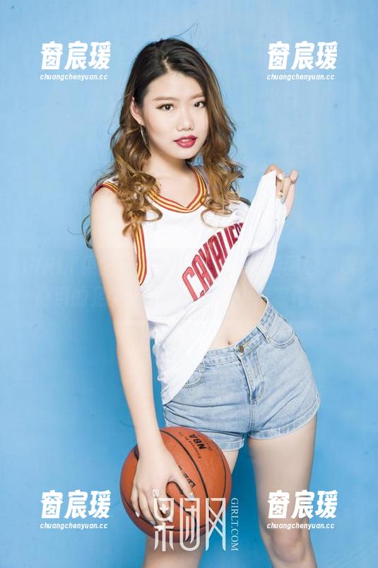 GIRLT果团网 - 滴水不漏的高清图包，莫雅淇的足尖还在我的脑海中凉凉作响。-窗宸瑗