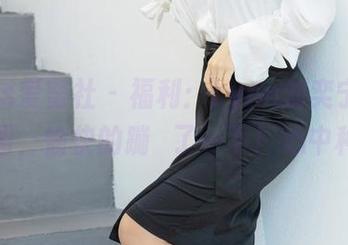 IMiss爱蜜社 - 福利：Lynn刘奕宁的婚纱原图，愉快的蹦跶了一下！心中种草！
