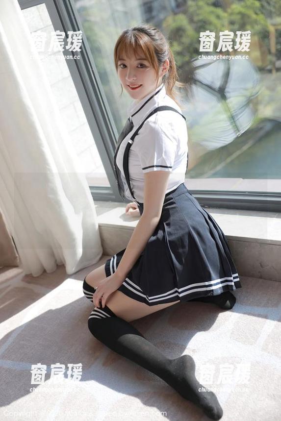 MFStar模范学院 - 尝试解码lingyu69的白色美图：你知道吗，白色也可以这么俏皮！-窗宸瑗