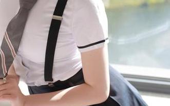 MFStar模范学院 - 红裙笼罩下的诗诗kiki：私房美图中的不小心打扮