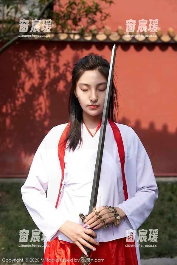 MiiTao蜜桃社 - Sukki学姐的写真集来了，赶紧下载吧，不然你真会后悔的！-窗宸瑗