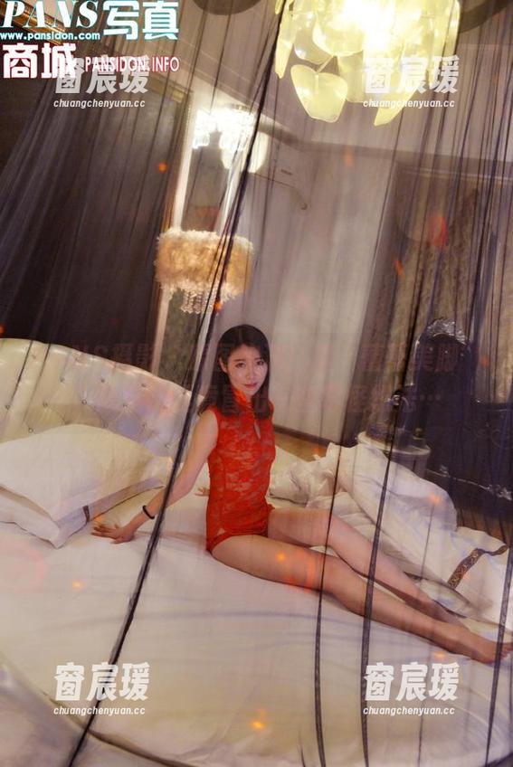 PANS摄影 - 原图饱满！看“蕾蕾美脚”，我脑海里竟冒出一些奇怪想法…-窗宸瑗