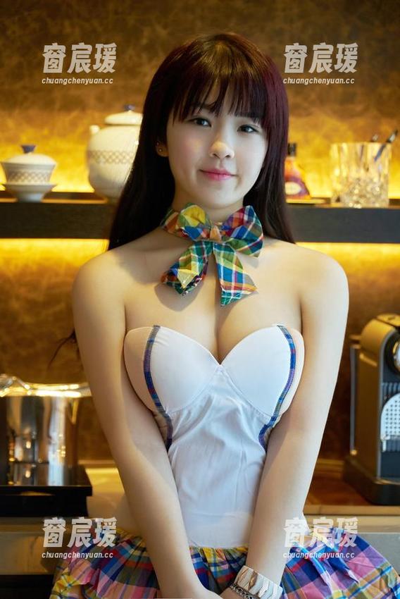 TuiGirl - 模特林夕的白色奇遇：无圣光也能高能，套图里的不一样哟！-窗宸瑗