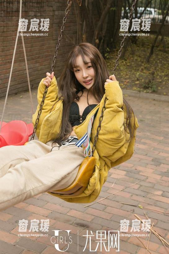 UGirls尤果网 - 穿越剧里的孟思雨，竟然在写真里演绎忠犬剧情！-窗宸瑗