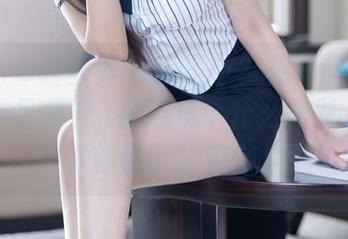 XIAOYU语画界 - 万圣节？杨晨晨Yome通过作品集告訴我这是个什么派对，快来下载瑰丽的惊悚。