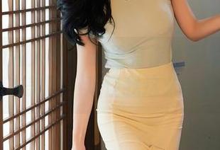 Xiuren秀人网 - 这里有你梦寐以求的77qiqi泳衣美图，难怪我这么想去冲浪！