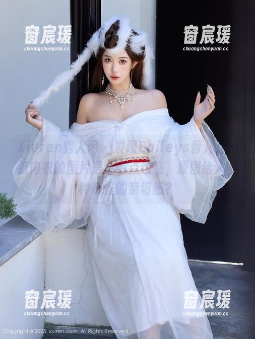 Xiuren秀人网 - 发现Baileys香儿这一组内衣的图片居然有点迷惑，原图给人一种奇怪的亲切感？-窗宸瑗