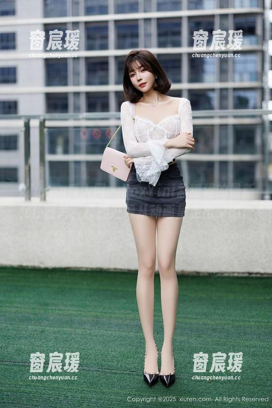 Xiuren秀人网 - FoxYini孟狐狸的最新女仆图片，真的好像从动画里走出来的。-窗宸瑗