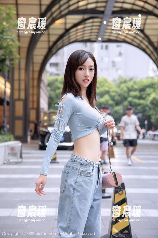 Xiuren秀人网 - 精选图包：从杨晨晨sugar的泳衣看‘进水’之美！-窗宸瑗