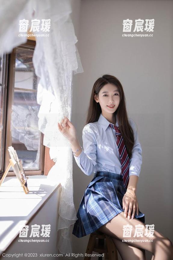 Xiuren秀人网 - 看！谢小葱的姐姐，高清套图比家里的兄弟姐妹还亲近-窗宸瑗