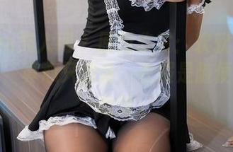 Xiuren秀人网 - 原图欣赏：软软爱吃肉的学妹，真心只想说，衣服是随便挑的吧…哈哈。