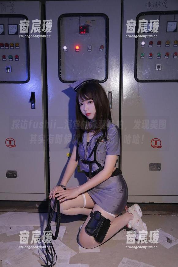 探访fushii_海堂的泳装私拍，发现美图其实有时候就是个水霸，哈哈！-窗宸瑗