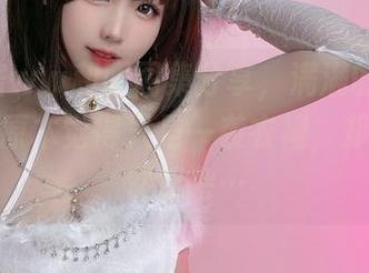 miko酱ww和服图集分享，满满的红色和金色，原本觉得只是一袭衣裙，却变得异常复杂…