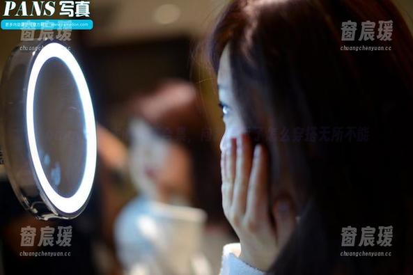 pans - 木木的美腿合集，向我展示了怎么穿搭无所不能-窗宸瑗