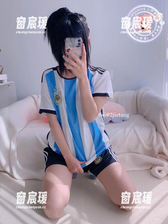 是什么让红色蝴蝶结如此吸引？二阶堂宅绘子的图包能不能解答我呢？-窗宸瑗