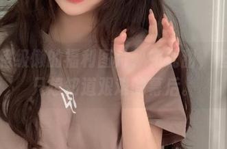 依依超级懒的福利图片，如此甜，但我却只想知道艰难的幕后。