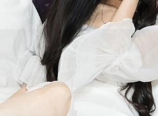 克拉女神 - 精选黑白，赵雨静让我懂了什么叫“简单也有深意”——真巧妙！