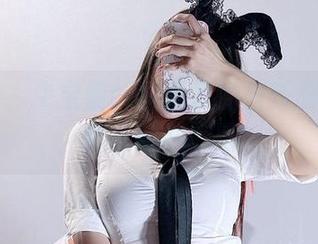 微密圈 - 兔宝妮to朴素风的最新厨娘图包，撩人的小心思！