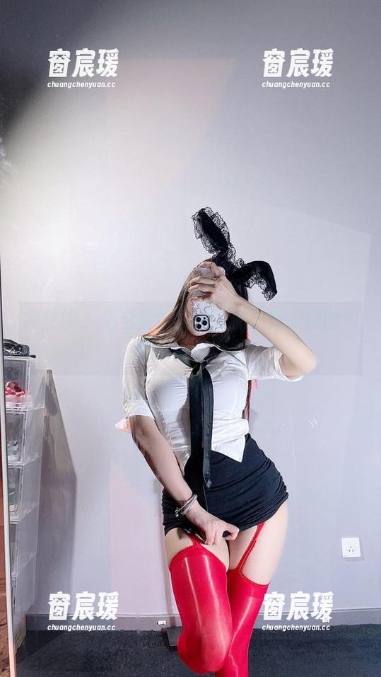 微密圈 - 兔宝妮to朴素风的最新厨娘图包，撩人的小心思！-窗宸瑗