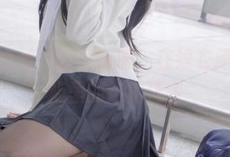 兔玩映画流行白贞制服，在线衣服比我衣柜里的选择还多