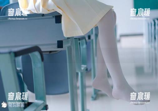 兔玩映画：黑丝与牛仔裙的完美搭档，这定制不一般-窗宸瑗