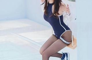 探索凉凉子rioko的私房图片，学妹的青春气息扑面而来！