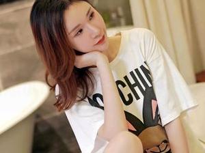 嗲囡囡 - 精选施忆佳KITTY连体衣：都有点想试试看，会不会好看呢？