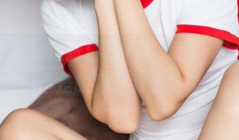 头条女神 - 这张白衬衫的原图，杨曼妮你是不是故意把我酥到了？