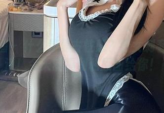 微密圈 - 什么是复古性感？看女刺客就知道！今天的福利和原图给你！