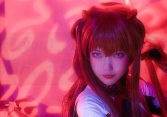 拜托妖少you1，定制一下明日香的那几张图片，光是看一眼心都动了。