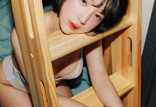 姜仁卿(강인경)的JK风格，根本停不下来，高清分享让人想追七八遍，不知道在想什么…哈哈。
