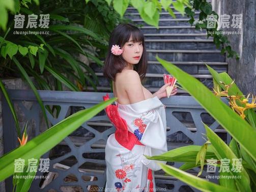 最新图册：姜仁卿(강인경)的白衬衫，能否掀起风潮？-窗宸瑗