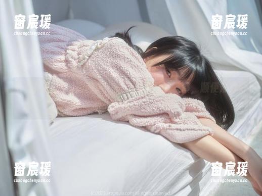 姜仁卿(강인경)的图集：一场光与影的表演，顺便帮你分析一下谁更迷人。-窗宸瑗