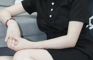小众视觉 - 谁说皮衣只属于叛逆？小苏菲的无圣光合集来撞击你的三观！