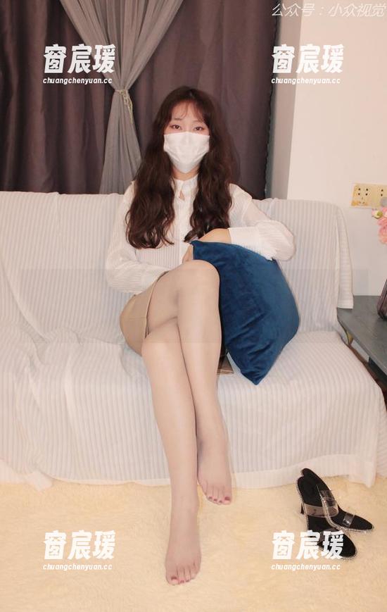 小众视觉 - 沉溺在悦悦的皮衣图包，无圣光让她显得更真实了-窗宸瑗