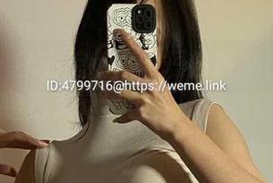 微密圈 - 徐绾绾yyyy短裤齐聚：图片探讨这腿乃人间绝色，原图别错过！