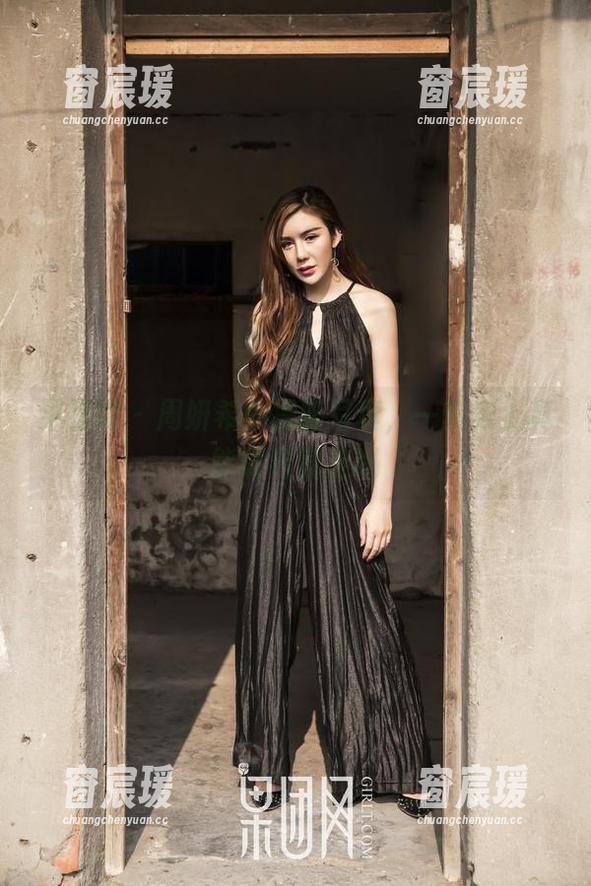 果团网 - 周妍希体操服写真，一套穿上真能说走就走吗-窗宸瑗