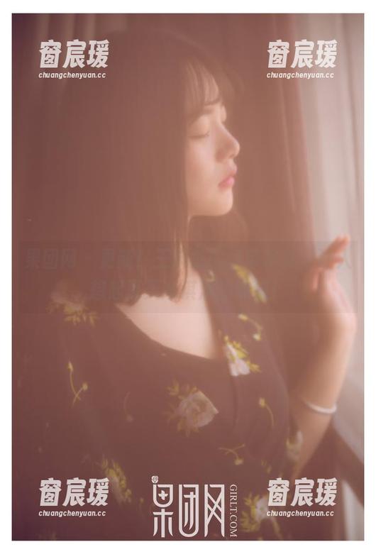 果团网 - 更新！王婉悠的吊带写真，让人想起夏天冰淇淋的味道！-窗宸瑗