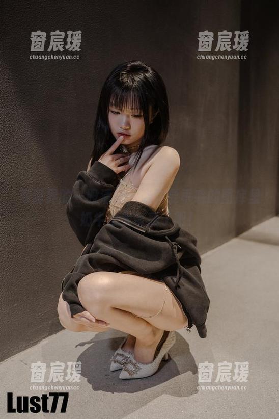 写真界的一股清流，柒柒要乖哦的图库里奶牛也太带感了吧！-窗宸瑗