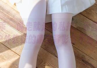 柴系小乖 - 说走就走的私拍：赤西夜夜带你看户外软妹的晴空背影会不会有云？