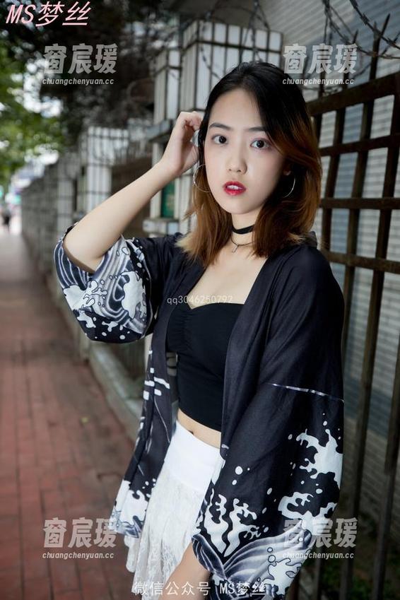 梦丝女神 - 精选的粉色记忆，乔儿绽放的图库时刻，真想知道她怎么想的，这色调挺迷的人。-窗宸瑗