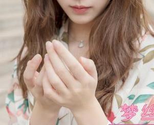 梦丝女神 - 图包更新：玥玥的女侠气场不敌奶茶的魔力！