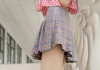 梦丝女神 - 体操服里的璇璇，私拍一角究竟发生了什么？