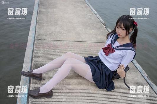 森萝财团 - Sia的甜心写真一打开，就看到网盘里的‘爱情仓库’！-窗宸瑗