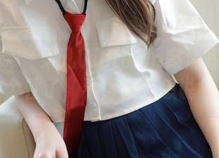 模范学院 - 果儿Victoria高清写真：灰丝太有个性了，看得我直想说“哇”。