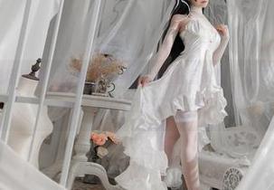这不是一场职场视频，樱落Selena的办公室套图，你下载了才会懂她为什么可以在会议中打盹！