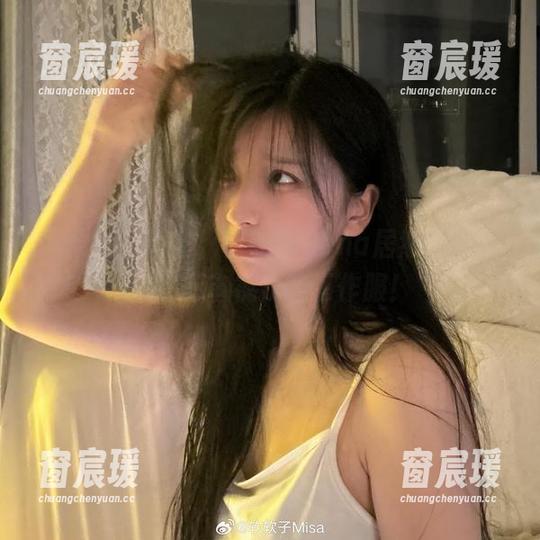 职业装写真集，特软儿Sona居然让我开始重新审视我的工作服！-窗宸瑗