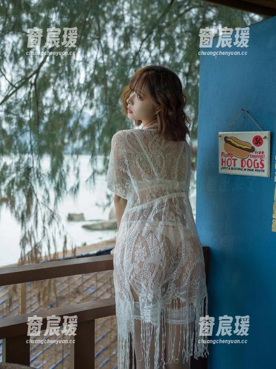 又是玉汇yuuhui的最新图集《雪兔》，不觉得有点小心机吗？可惜我都看出来了哈哈。-窗宸瑗